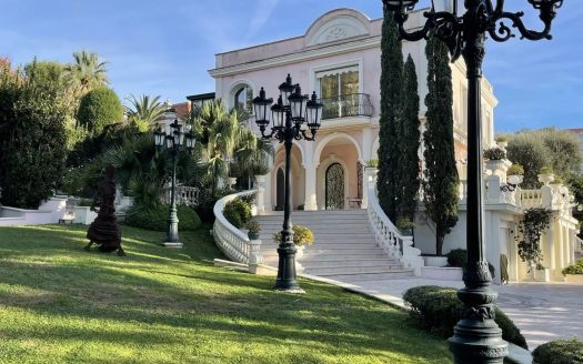 CAP D’ANTIBES – DEMEURE BELLE EPOQUE