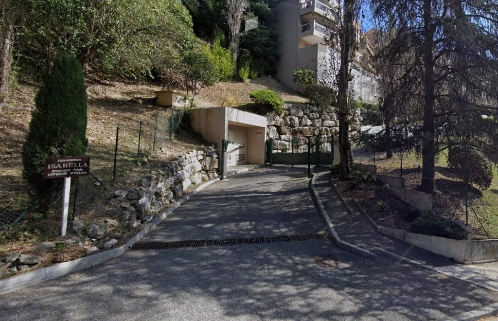 property-image