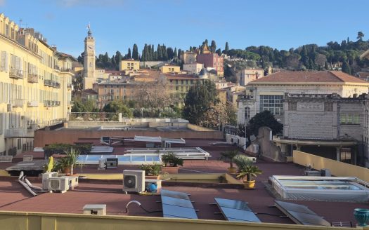 2/3 pièces Meublé coeur de Nice