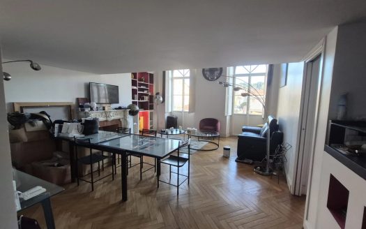 2/3 pièces Meublé coeur de Nice