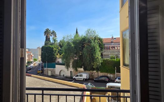 RESIDENTIEL – GRAND 2 PIECES