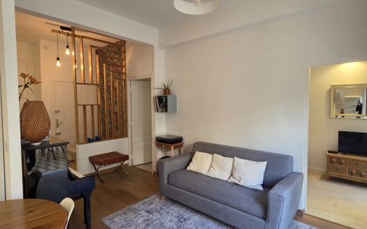 3p avec terrasse proche Libération