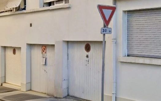 Garage de plain-pied – Quartier des Fleurs – Nice