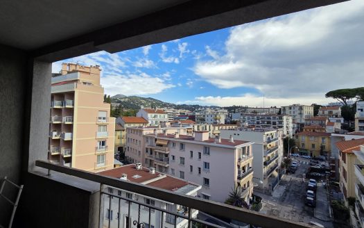 GRAND STUDIO TERRASSE