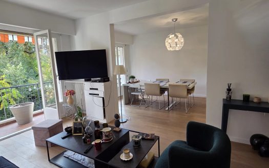 3p 87m2 garage cave HAUT CIMIEZ