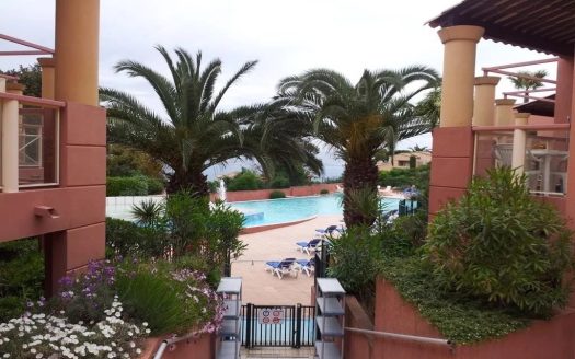 2p terrasse et parking THEOULE SUR MER