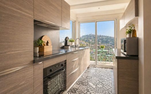 Colomars -Maison Provencale – Terrain 1000m² – Piscine