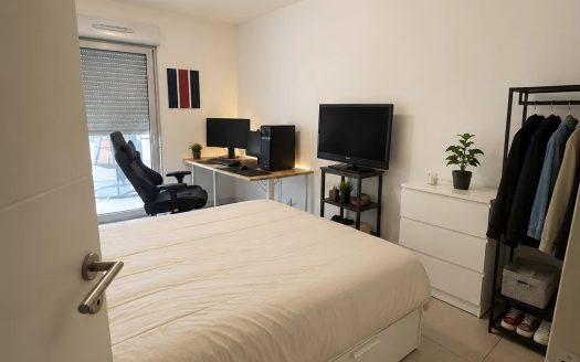 Charmant 2 pièces avec piscine à Cannes-la-Bocca