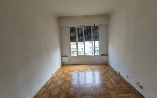 Gorbella vaste balcon