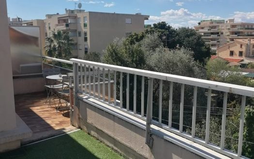 2P Dernier Etage – Les Vespins – Saint Laurent du Var