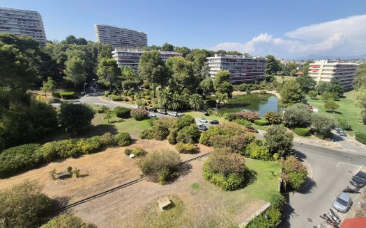 2 pièces meublé domaine du loup parking
