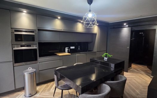Rez-de-jardin 55 m² – Cessole