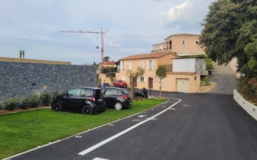 Pessicart, 3 pièces résidence récente parkings
