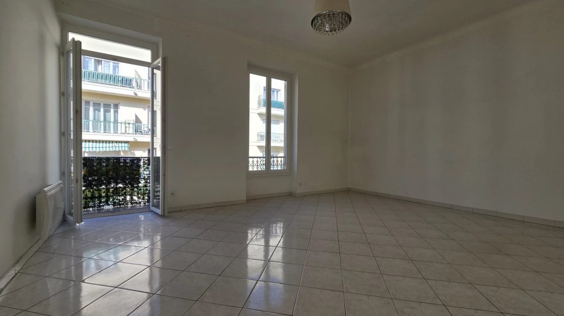 Appartement 4 pièces 87 m² · à Nice · 87 m² · 359 000 €