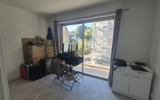 Nice ouest studio balcon